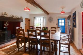 Dyes Cottage - 1
