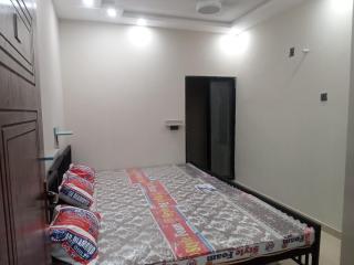 Family Guest house Rooms For Rent - 8