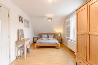 Staithe Street Retreat - 2