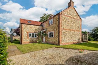 Alcocks Cottage - 8