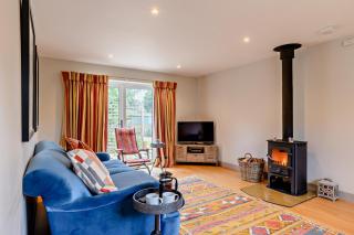 Alcocks Cottage - 5