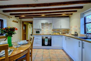Holly Cottage - 5