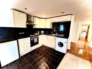 2 bed Town Apartment - 7