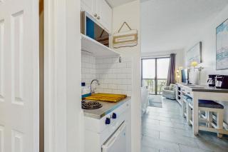 Pirates Bay A303 - 2