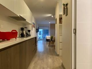 Elegant 1BR Pool in the Heart of the City - 8