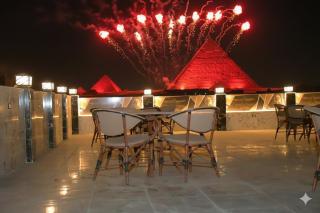The View Pyramids Gold Two - 7
