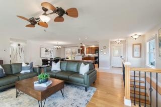 High-End Finger Lakes Escape - Expansive Game Room, Cozy Firepit, & Scenic Views - 9
