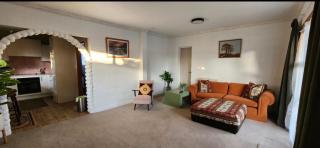 peaceful quiet Granny Flat close to the lake, park - 0