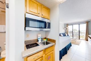 Pirates Bay A311 - 4