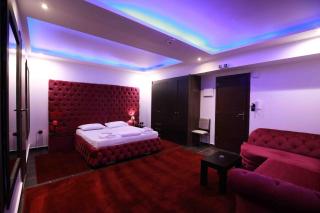 Deluxe Suite 213 - Castle De Paris - 0