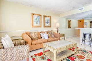 Pelican Beach Resort 509 - 2