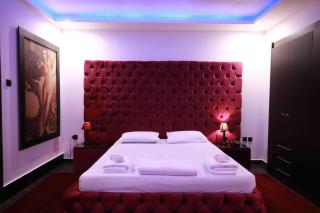 Deluxe Suite 213 - Castle De Paris - 5