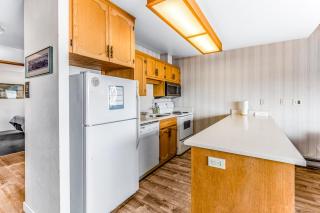 Embarcadero Condo #E225 - 3