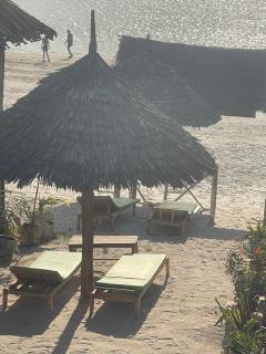 Zanzibar beach escape 1&2 - 0