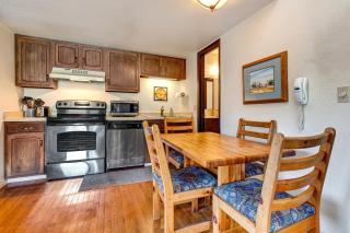 Canyon Village Red Pine Comfort C6 - 3