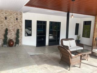Amazing home with outdoor space, Pool and Parking - 3