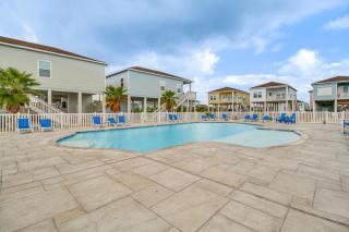 Walk to Water! Home w/ Pool Access in Rockport - 9