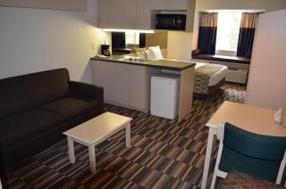 Stay Express inn and Suites Atlanta Union City - Union City - 1