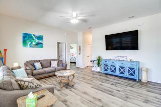 Walk to Water! Home w/ Pool Access in Rockport - 5
