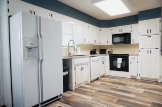 Cozy Retreat w Private Yard, Horse & Pet Friendly - 4