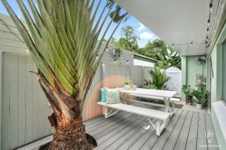Tropicana Pineapple - 4