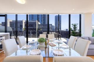 High-End Duplex Penthouse near Casino & MCEC with Two Private Balconies - 1