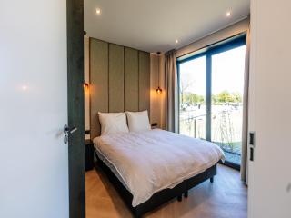 Stay with Private Pool & Hot Tub - 1
