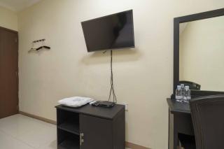 RedDoorz near City Walk Lippo Cikarang - 2