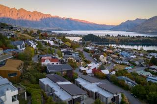 Remarkable Location - Queenstown - 5