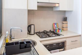 Skyline Viewpoint Brisbane City Escape - 3