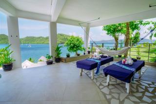 Stunning luxe 220sm villa by the sea entirely private with own pool - 1