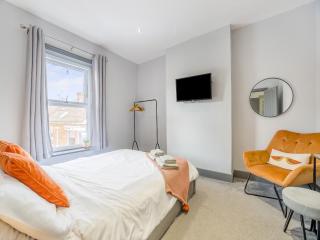 Florence Cottage - 2