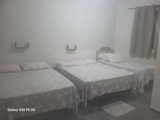 Casa inteira em Itanhaem com 4 dormitorios grandes - 2