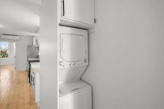 Bright 3Bedroom with AC near Newtown Creek Nature Walk East Williamsburg Gem - 1