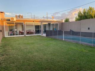 Casa con todos los servicios - 4