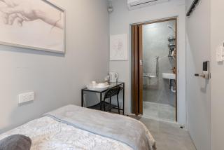 Classic King Single Ensuite Room - AC - Next to CBD - Near Central Station& Townhall& Chinatown& Darling Harbour& UTS& USYD - 8