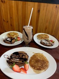 Golden King Cottage - 2