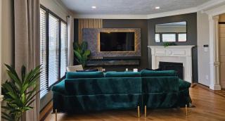 Sleeps 10 Pet & Family 4br Stay Near Hospital - 0
