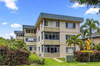 Bay Vista Beachfront Apartment - 3