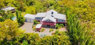 Riverfront Family Haven - 0