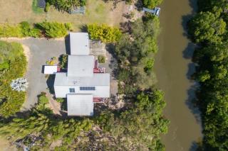 Riverfront Family Haven - 7