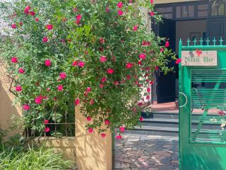 Nhà Bơ Homestay - 4