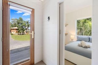 Sol Sanctuary- Beachfront - 7