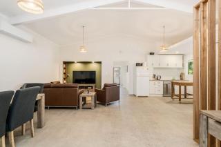 Sol Sanctuary- Beachfront - 1