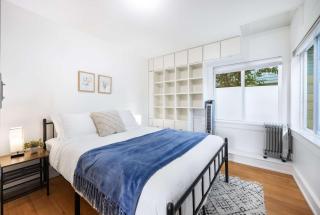 Charming 2BR Roosevelt Bungalow w Quiet Yard - 7