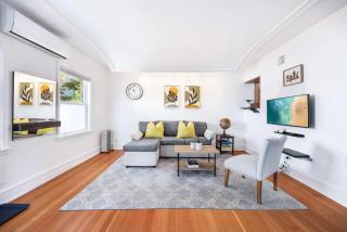 Charming 2BR Roosevelt Bungalow w Quiet Yard - 4
