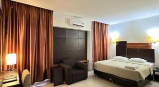 Travello Hotel Manado - 9