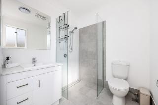 Whitehaven - 4BD 4bath Brand New - 9