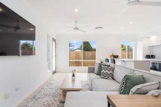 Home Sweet Home - Brand New 4 Bed 3 Bath Home - 8