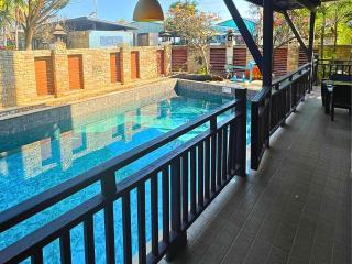 Puektian Seaview Family Suite Pool - 3